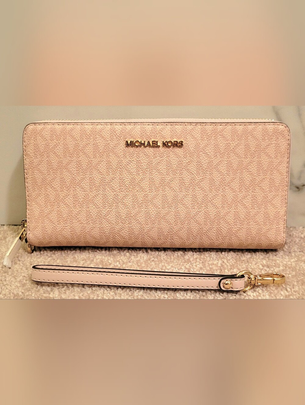Michael Kors Jet Set Travel Signature Logo Wristlet Wallet Powder Blush Rose